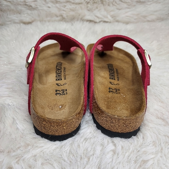 Birkenstock Women's Shiny Python Gizeh Toe-Post Sandals Fuchsia - Picture 9 of 10